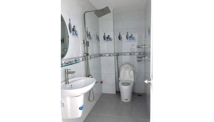 3.X  TỶ- NHÀ 3 TẦNG - MẶT TIỀN QUỐC LỘ 1A GIÁ RẺ NHƯ TRONG HẼM - XE HƠI NGỦ TRONG NHÀ.